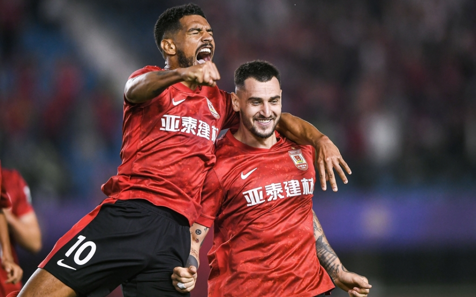 海牛尽管一 海牛尽管一