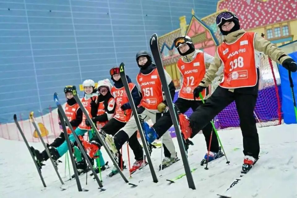 近年来, 然雪场深度